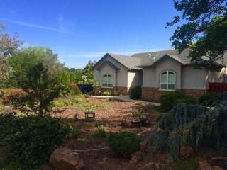 15 Baton Rouge Rd, Oroville, CA 95966-6360