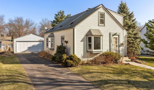 2003 Fremont Ave, Saint Paul, MN 55119-4013