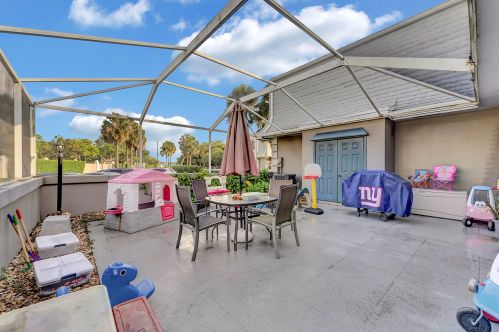 303 Vision Ct, West Palm Beach FL  33418-3840 exterior