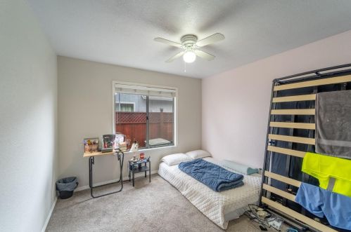 233 O St, Lathrop CA  95330-9661 exterior