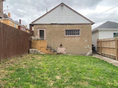 1334 Margaret St, Whitaker PA  15120-2050 exterior