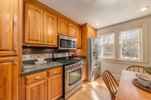 1919 Church St, Milwaukee WI 53213-2129 exterior