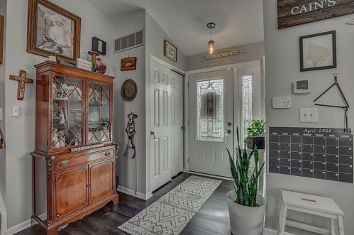 5428 Bayberry Ct, Covington, KY 41015-2174