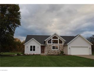 36650 Bainbridge Rd, Cleveland OH  44139-3131 exterior