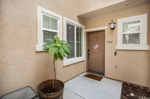 15435 Park Point Ave, Lake Elsinore, CA 92532-0460