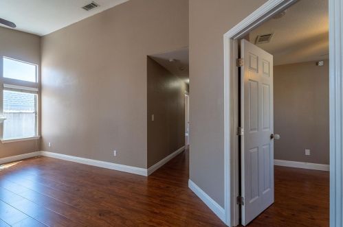 4924 Apple Farm Ln, Salida CA  95368-9000 exterior