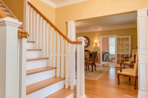 1050 Lake Hollingsworth Dr, Lakeland FL  33803-2267 exterior