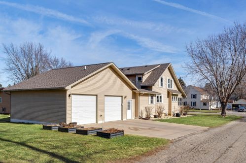 16895 9th St, Centerville WI  54630-7008 exterior