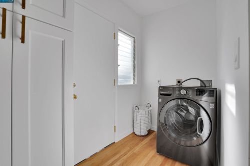 1793 Brandon St, Oakland CA  94611-4364 exterior