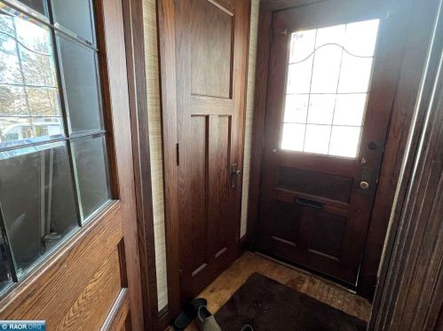 2109 4th Ave, Hibbing MN  55746-1517 exterior