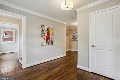 3121 Celadon Ln, Falls Church VA  22044-2610 exterior