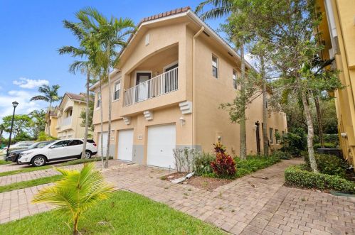 1814 Sonrisa St, West Palm Beach, FL 33404-1853