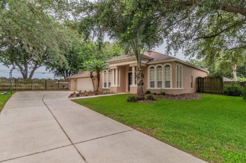 2803 Meridian Point Ln, Lakeland, FL 33812-5830