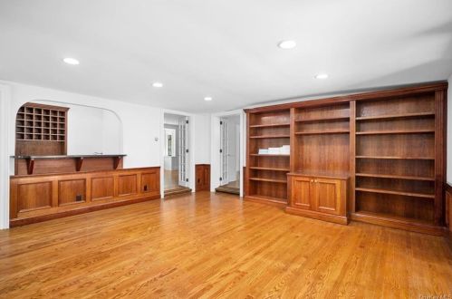 9 Rutland Rd, Scarsdale NY  10583-3508 exterior