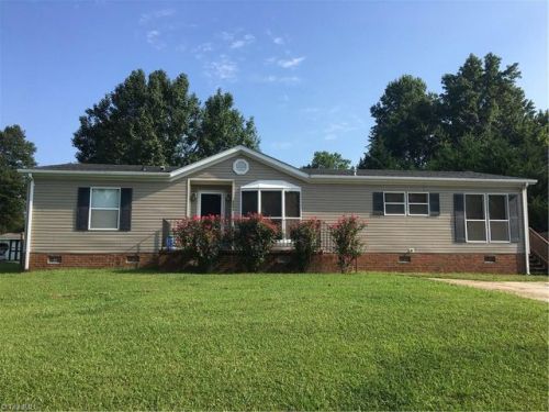 5504 Greywood Dr, Greensboro, NC 27406-8926