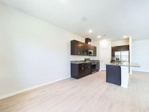 1414 6 Ave, Cape Coral FL  33909-0013 exterior