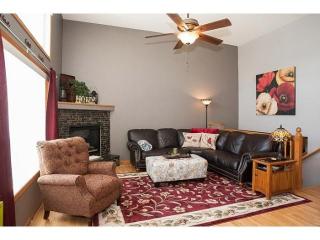 15611 Cherry Path, Lakeville, MN 55068-2584