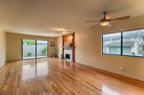 620 Black Walnut Way, La Habra CA  90631-5906 exterior