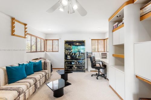 3071 35 St, Hollywood FL 33021-2627 exterior