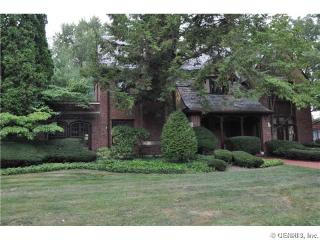 148 Monteroy Rd, Rochester, NY 14618-1214