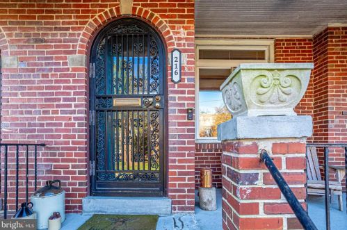 216 Emerson St, Washington DC  20011-4108 exterior