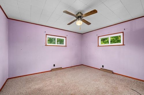 523 Wright Rd, New Kensington PA  15068-9231 exterior