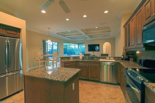 8754 Hideaway Harbor Ct, Naples, FL 34120-4327