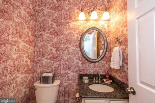 2236 Lilac Ln, Jamison PA  18929-1203 exterior