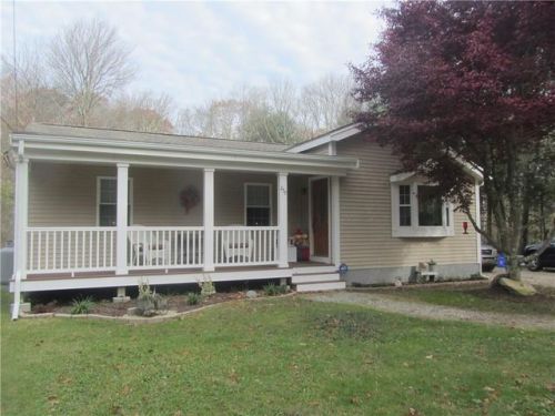 259 Cooper Rd, Glocester RI  02814-1444 exterior