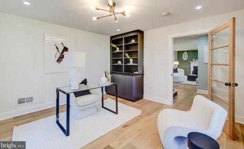 4624 Asbury Pl, Washington DC  20016-4325 exterior