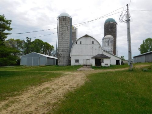 934 West St, Boyceville, WI 54725-9529