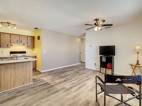620 Lime Ave, Dundee, FL 33838-4100