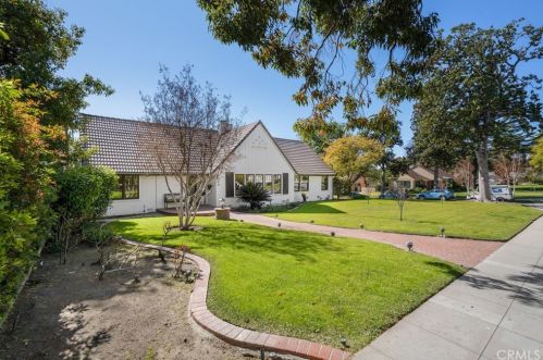 864 Kenneth Rd, Glendale CA  91202-1448 exterior