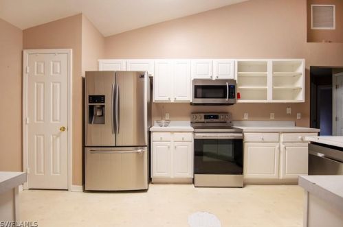 4111 16 Pl, Cape Coral FL  33909-1700 exterior