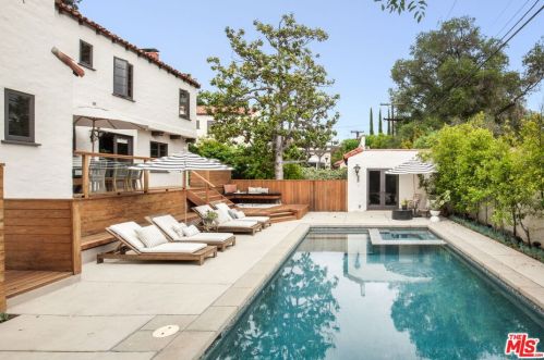 1114 Mountain St, Glendale CA  91207-1834 exterior