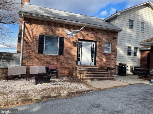 113 Lingle Ave, Swatara, PA 17033-1146