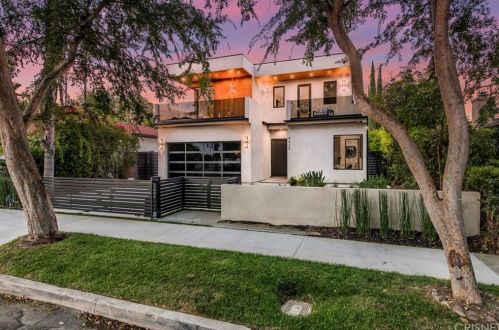 4422 Camellia Ave, North Hollywood, CA 91602-1906