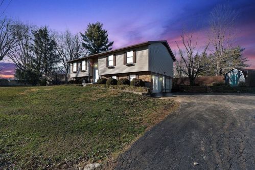 35 Green Acres Dr, Brown County, OH 45121-8423