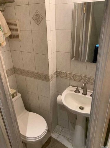 192 Hickory Rd, Woodsburgh NY  11598 exterior