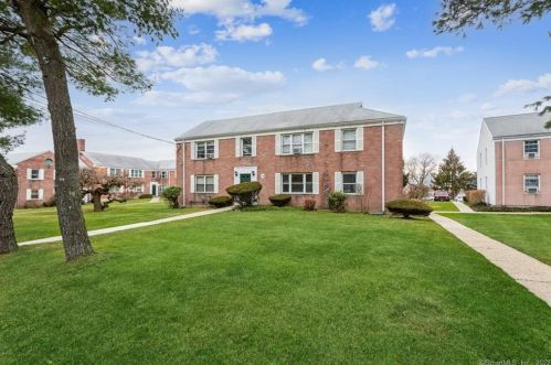 1078 Main St, Stamford, CT 06902-4333