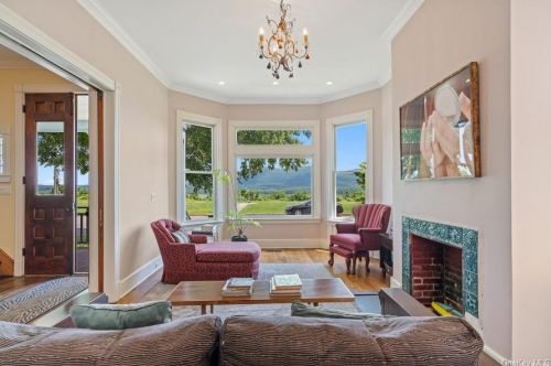 10 Bay View Ter, Newburgh NY  12550-6002 exterior