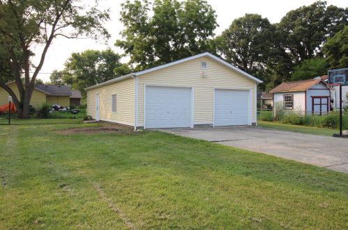 35 Lincoln Ave, London, OH 43140-1579