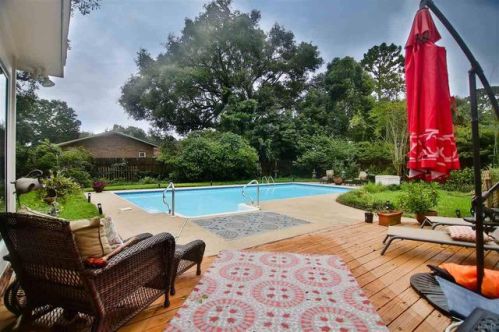 4000 Rommitch Ln, Pensacola, FL 32504-4454