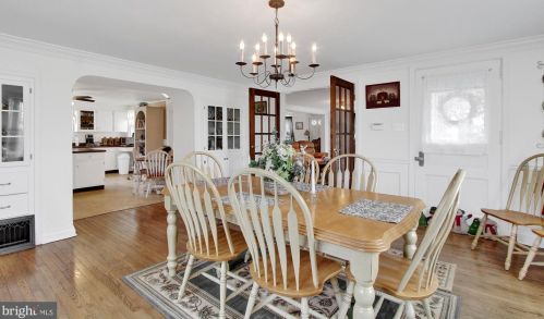 1111 Delta Rd, Red Lion PA  17356-9724 exterior