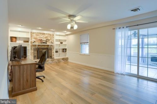 479 Woodcrest Dr, Navy Sup Dpt PA  17050-6854 exterior