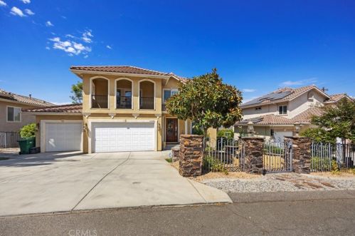14484 Dove Canyon Dr, Riverside, CA 92503-6437