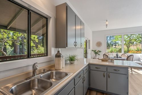 12675 Fiori Ln, Sebastopol CA  95472-9571 exterior