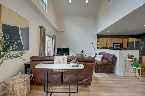 905 Hadley St, Milwaukee WI 53212-2611 exterior