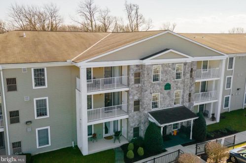 239 Brandon Rd, Norristown, PA 19403-5500