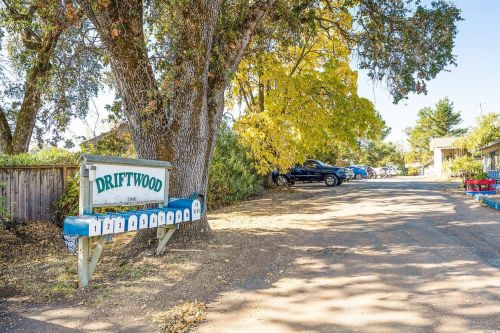 3344 Lakeshore Blvd, Lakeport, CA 95453-6604
